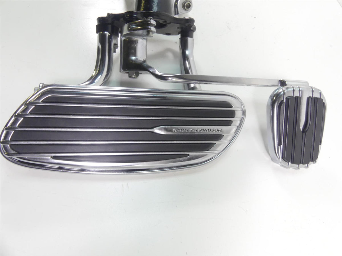 2009 Harley FLHTCU SE4 CVO E-Glide Floorboard Shifter Brake Pedal Set 51498-09A {{ shop.shopifyCountryName }} - Mototech271