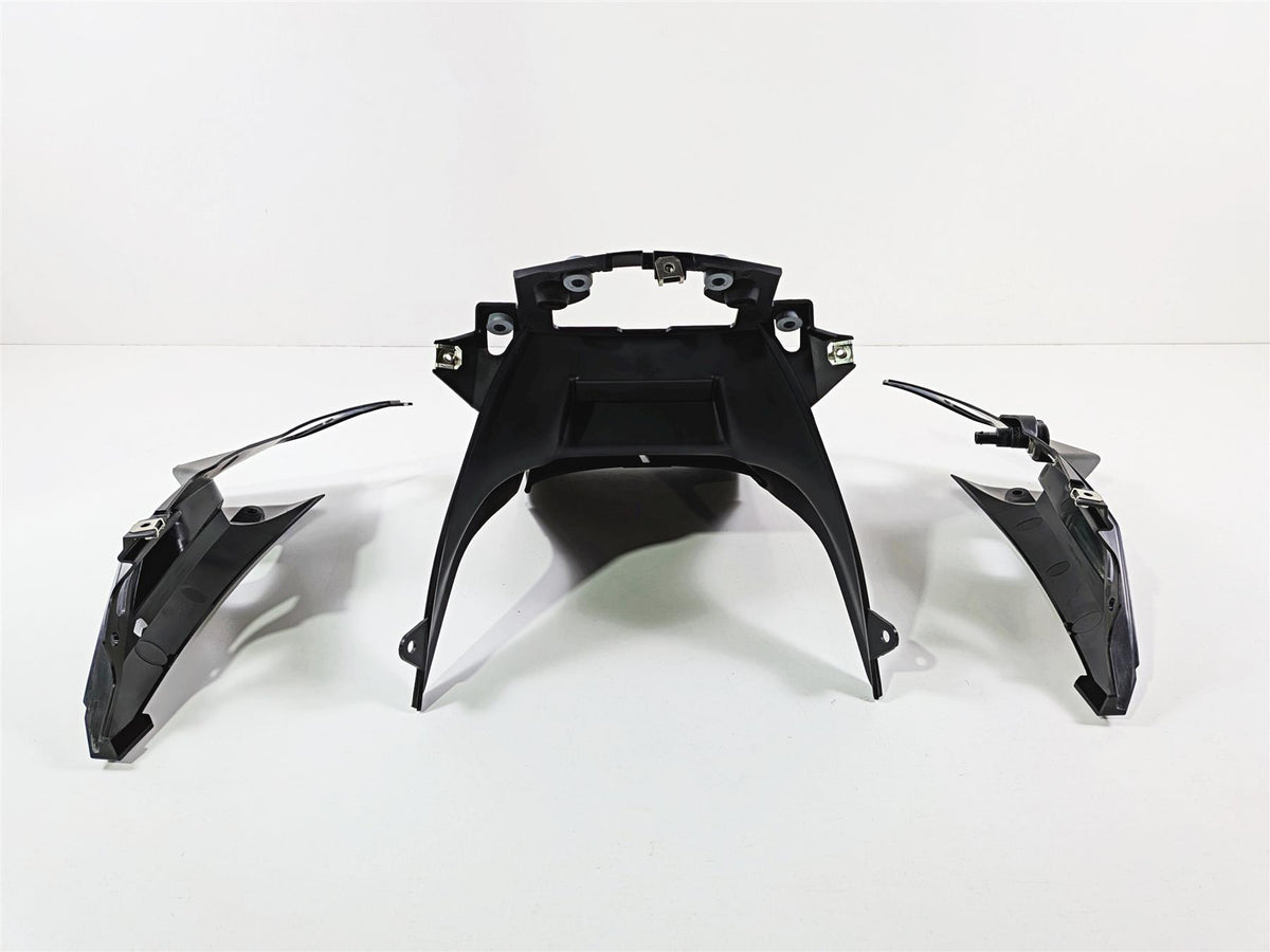 2023 BMW R1250RT RTP K52 Tail Light & Plate Holder Cover Fairings 46627691240 {{ shop.shopifyCountryName }} - Mototech271