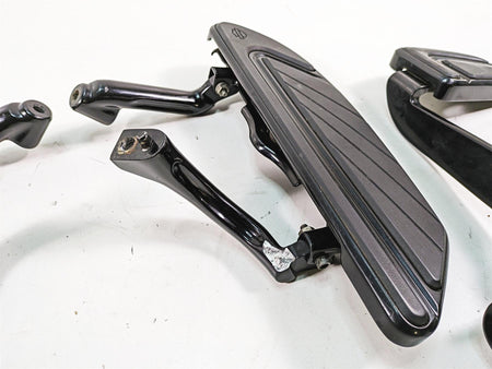 2018 Harley Touring FLHXSE CVO Street Glide Airflow Front Floor Board Set 50501265 {{ shop.shopifyCountryName }} - Mototech271