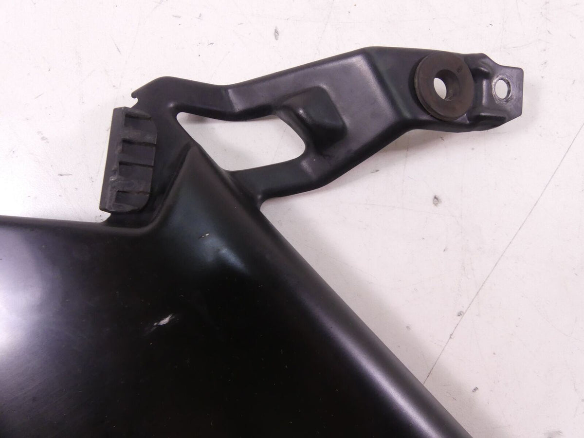 2008 BMW R1200GS K255 Adv Between Leg Side Cover Fairing Set 46637698234 {{ shop.shopifyCountryName }} - Mototech271