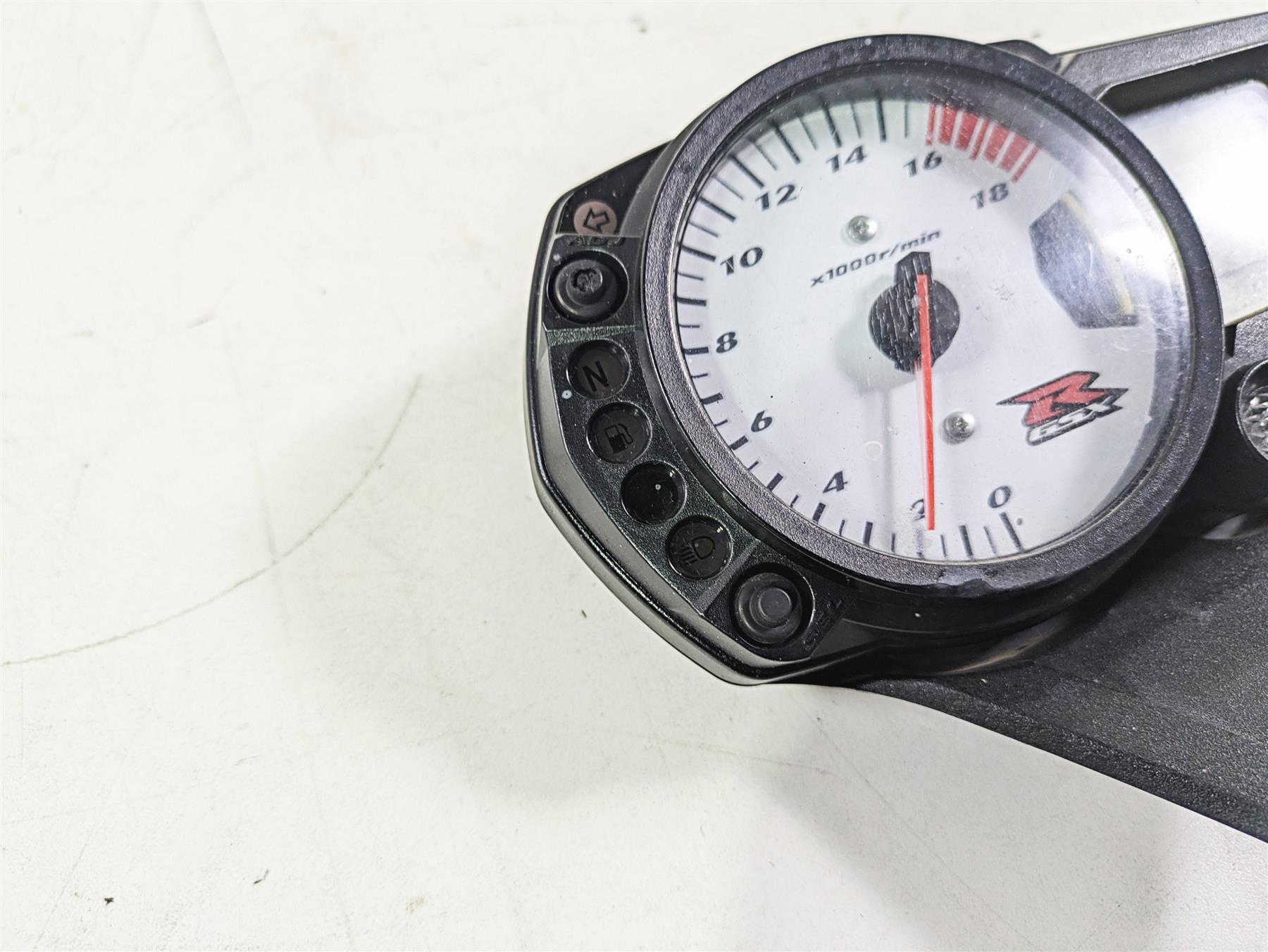 2007 Suzuki GSXR600 Speedometer Gauge Instrument Cluster 43K 34120-01H20 {{ shop.shopifyCountryName }} - Mototech271