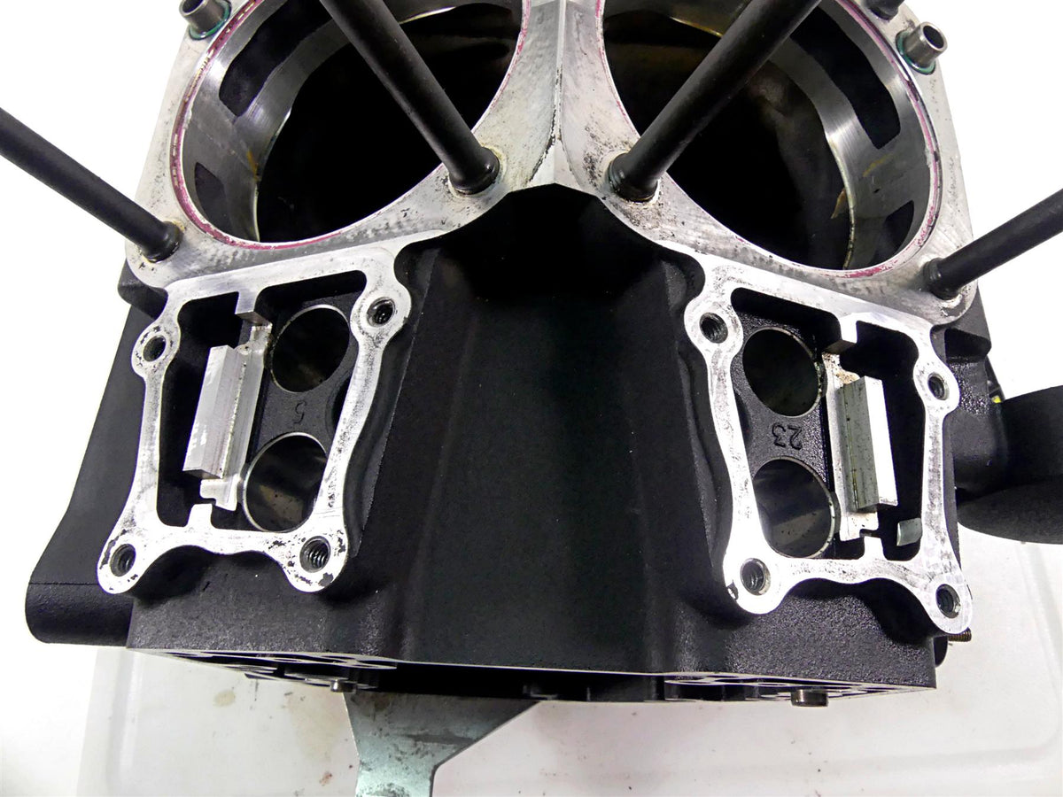 2017 Harley Dyna FXDB Street Bob Engine Motor Crankcase Crank Case 24621-06B {{ shop.shopifyCountryName }} - Mototech271