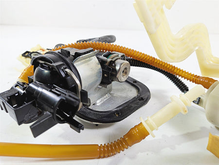 2012 Harley Softail FLSTF Fat Boy Fuel Gas Petrol Pump & Sender 75141-11A {{ shop.shopifyCountryName }} - Mototech271