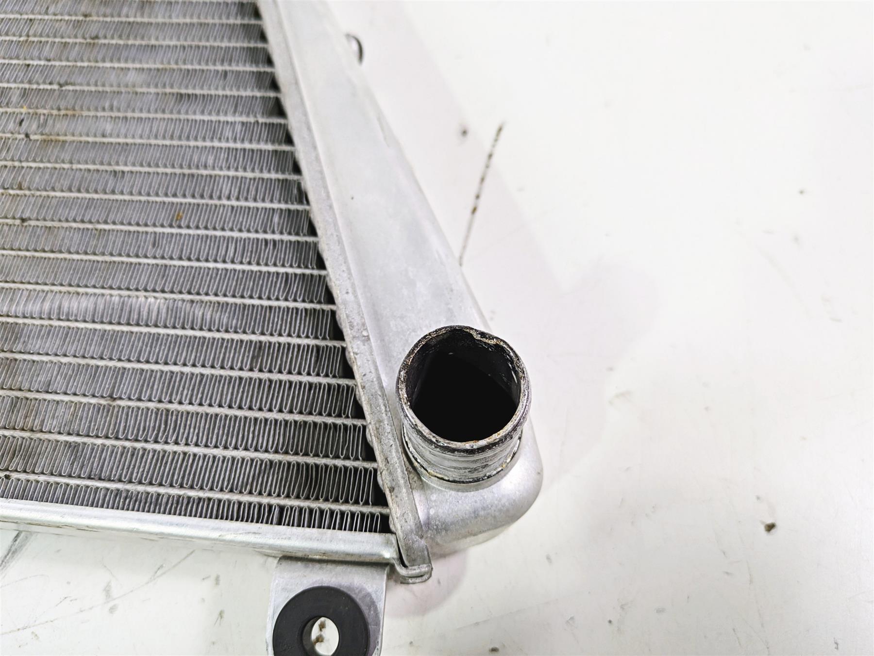 2015 Ducati Panigale 1299 S Lower Water Coolant Radiator 54841211A {{ shop.shopifyCountryName }} - Mototech271