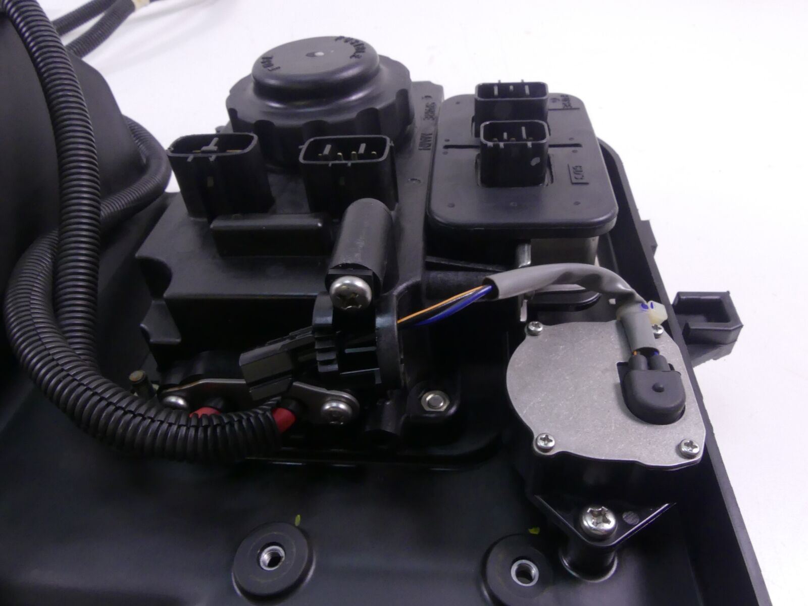 2014 Yamaha Waverunner VXR VX1800 Electrical Fuse Box Panel Unit 6BH-82170-00-00 {{ shop.shopifyCountryName }} - Mototech271