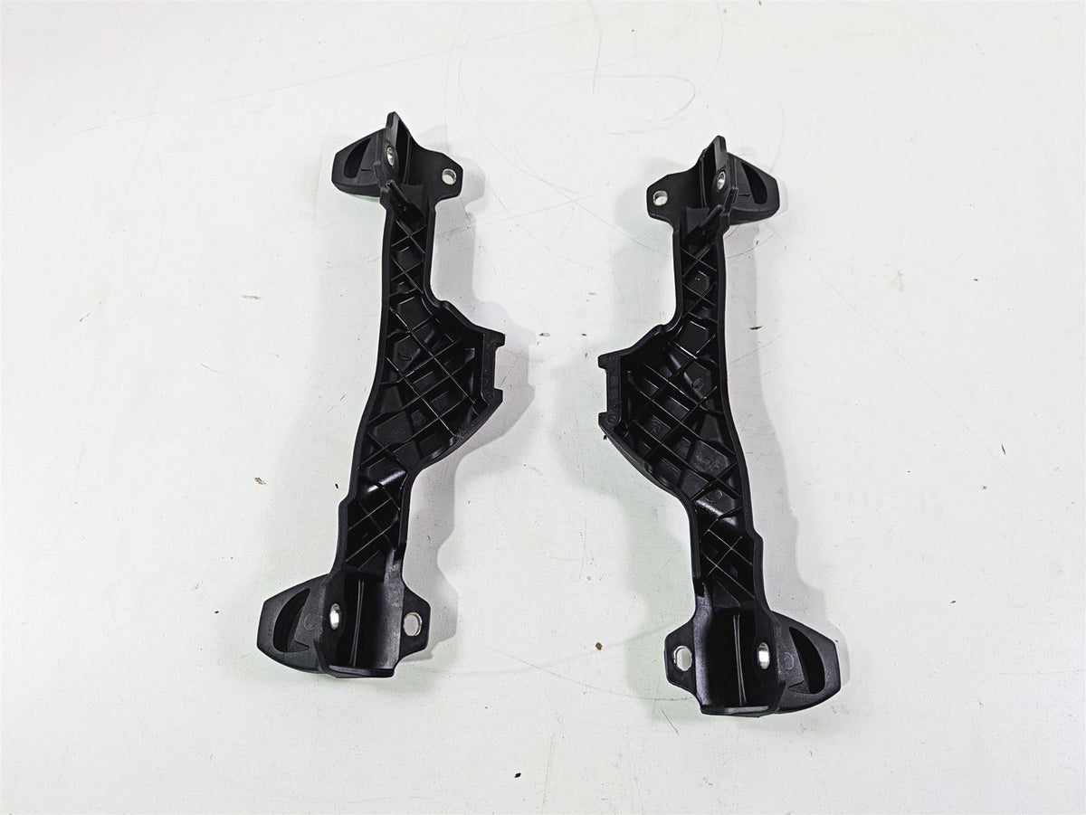 2009 BMW R1200RT K26 Saddlebag Holder Bracket Set 46547699903 46547699904 {{ shop.shopifyCountryName }} - Mototech271