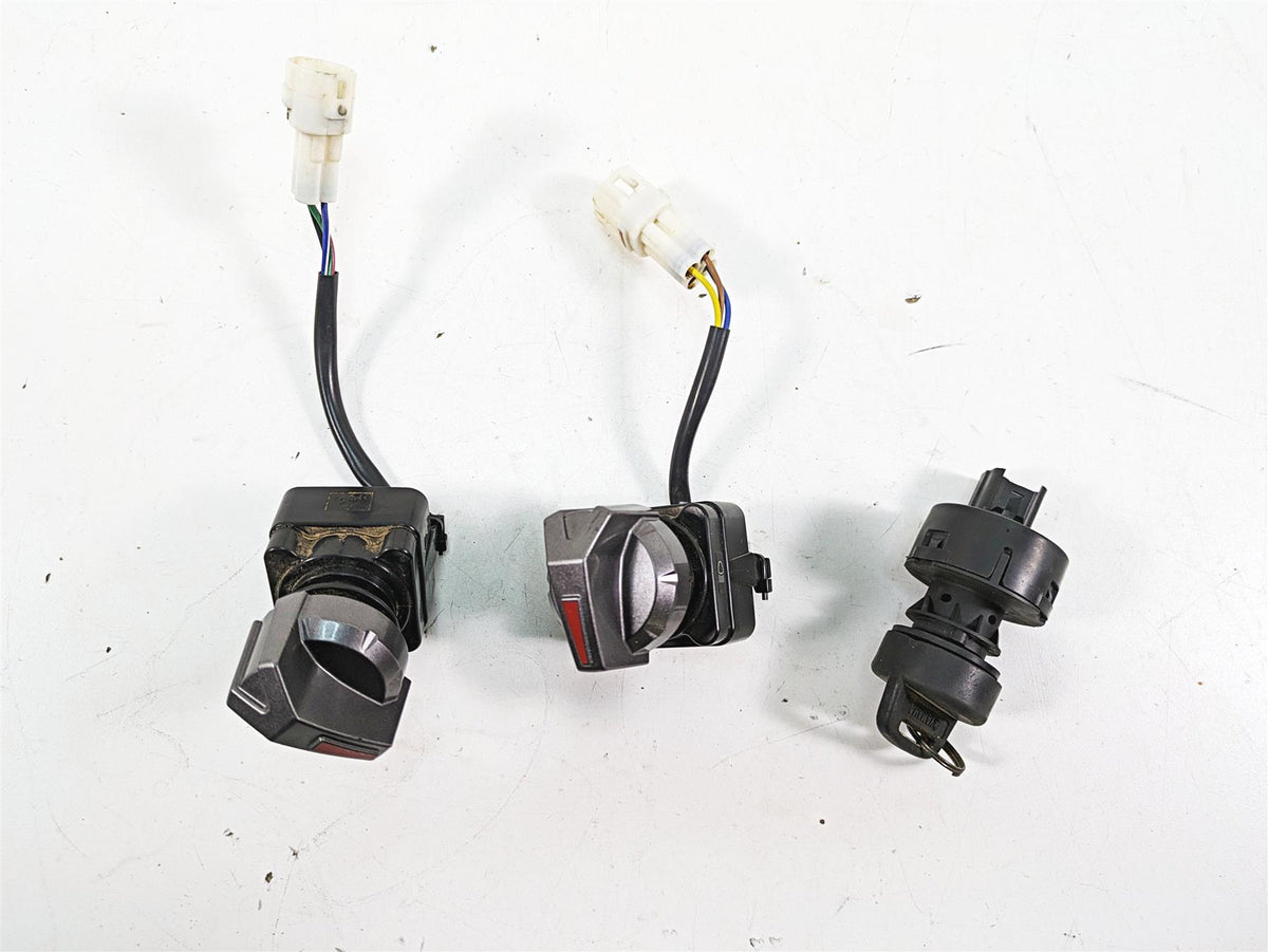 2018 Yamaha YXZ1000R EPS SS Ignition Light Awd Switch & Key Set 5UG-H2510-00-00 {{ shop.shopifyCountryName }} - Mototech271