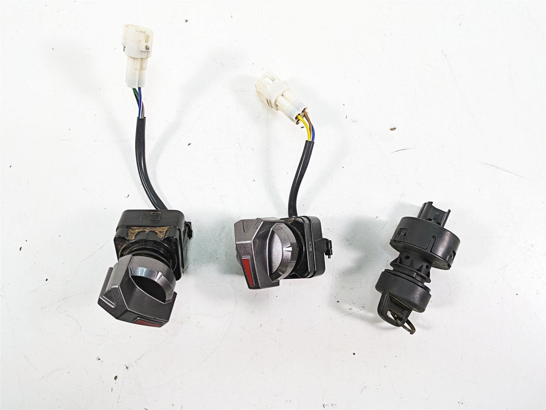 2018 Yamaha YXZ1000R EPS SS Ignition Light Awd Switch & Key Set 5UG-H2510-00-00 {{ shop.shopifyCountryName }} - Mototech271