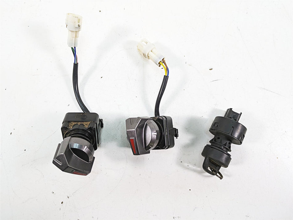 2018 Yamaha YXZ1000R EPS SS Ignition Light Awd Switch & Key Set 5UG-H2510-00-00 {{ shop.shopifyCountryName }} - Mototech271