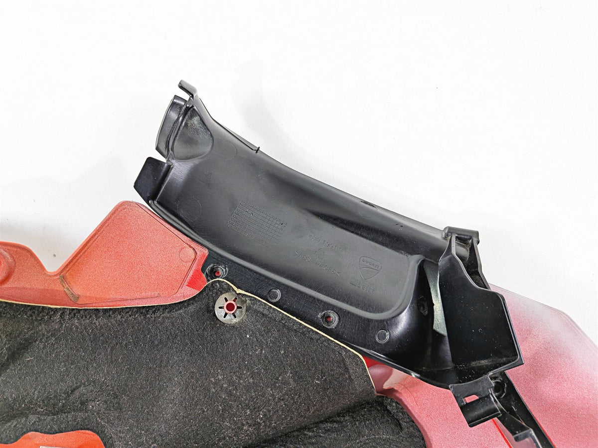 2019 Ducati Panigale V4S V4 S Corse Left Inner Leg Cover Fairing 480P9931BA {{ shop.shopifyCountryName }} - Mototech271