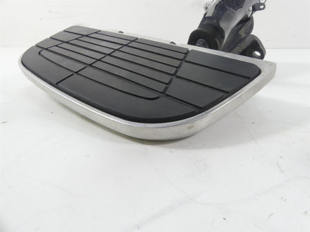 2009 Honda VTX1300 Touring Front Right Floor Board & Brake Pedal 50615-MEA-670 {{ shop.shopifyCountryName }} - Mototech271