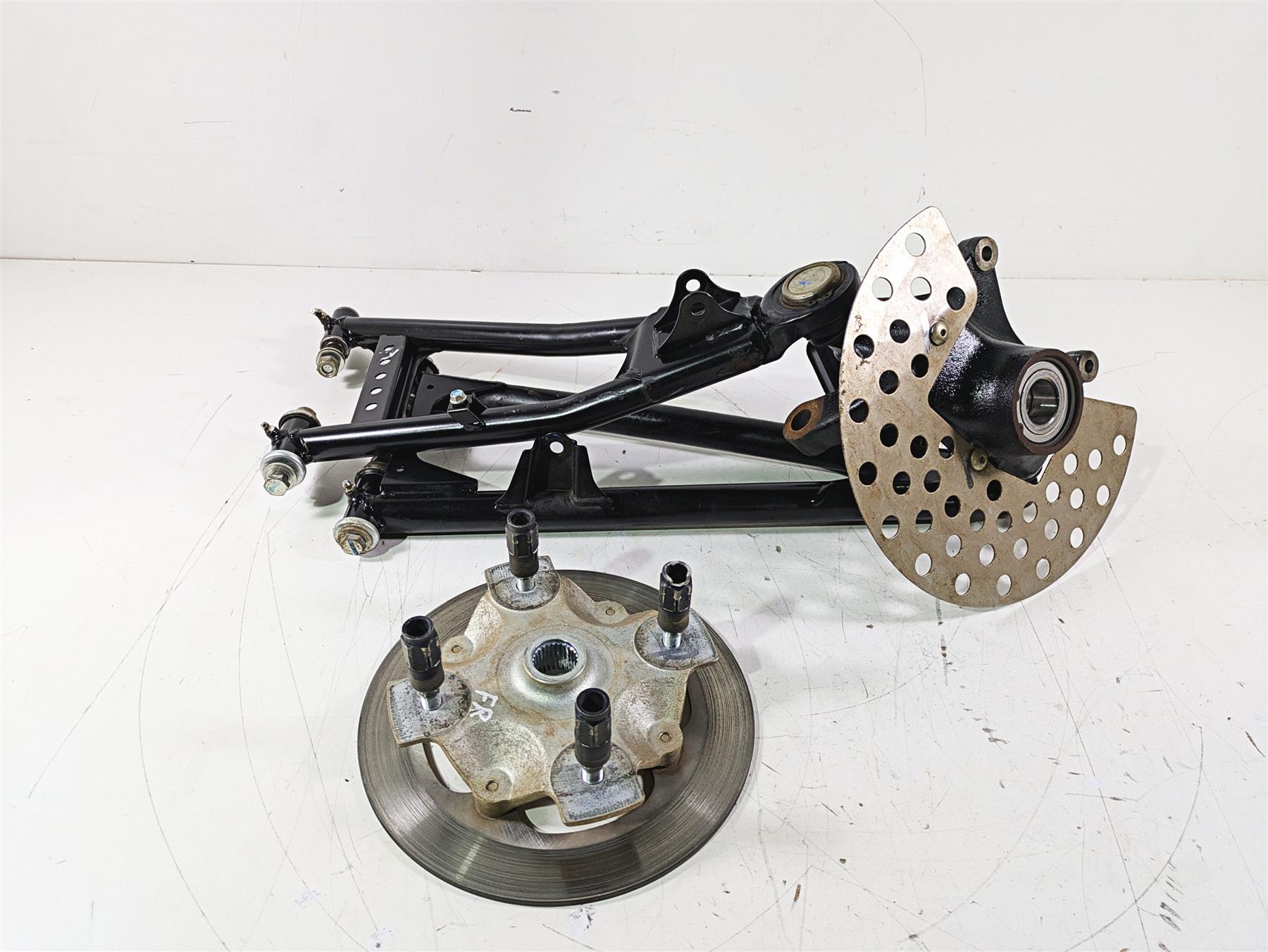 2022 Yamaha YXZ1000 R Front Right Knee Assembly 2HC-F3506-00-00 2HC-F3508-00-00 | Mototech271