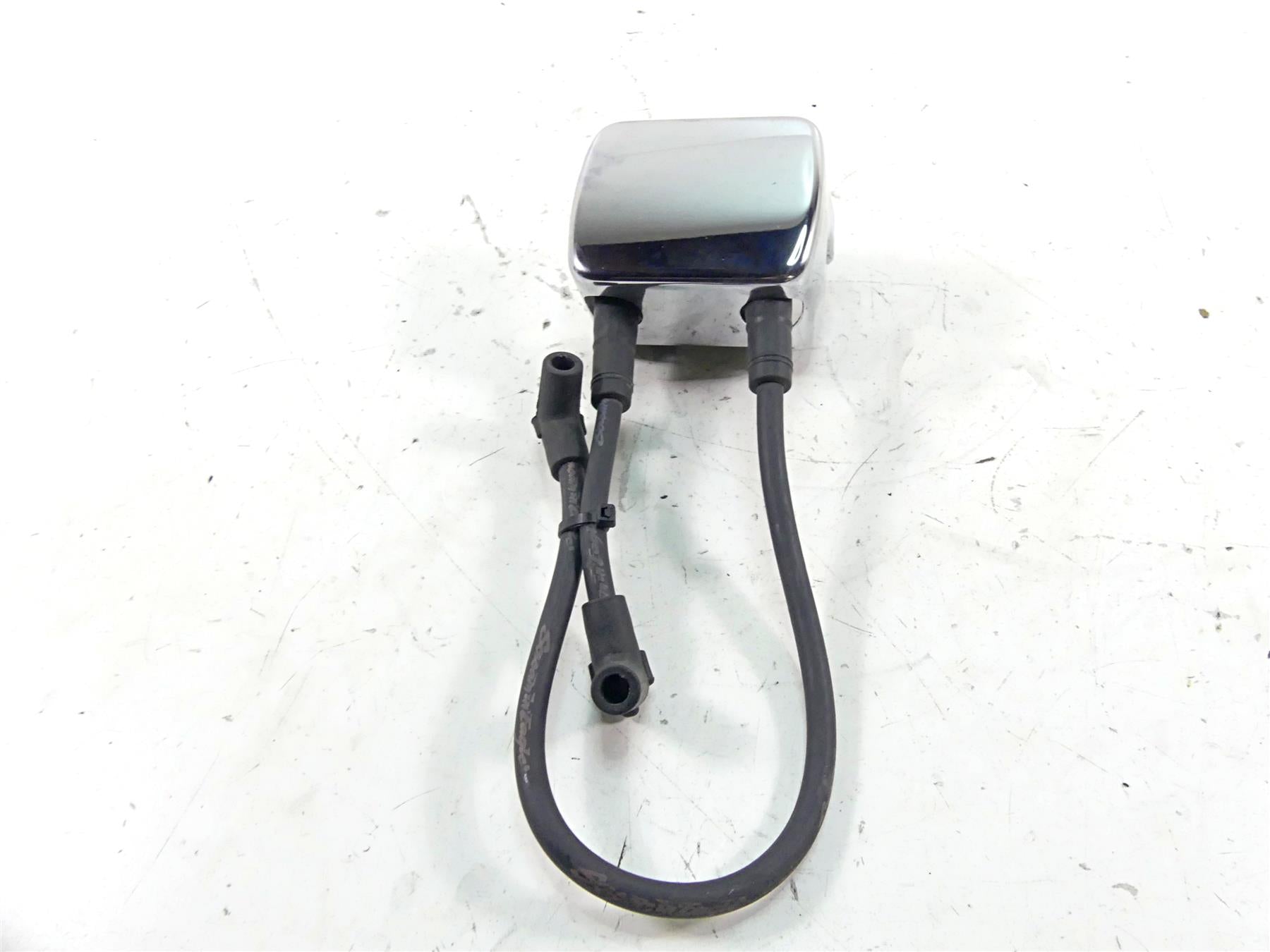 2006 Harley Softail FXSTSI Springer Ignition Coil Wires Chrome Cover 31743-01 {{ shop.shopifyCountryName }} - Mototech271