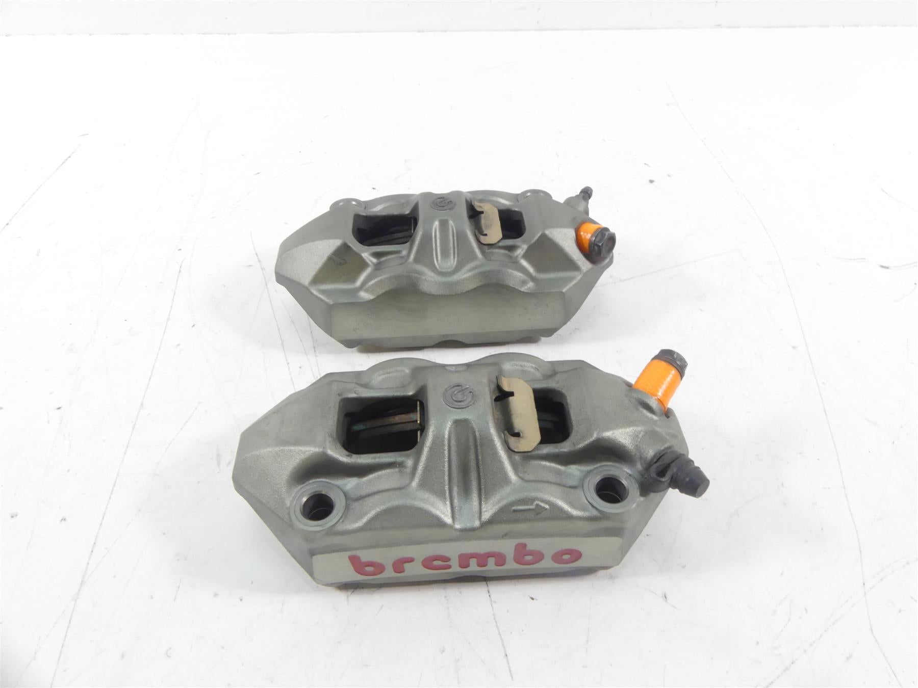 2015 Ducati Diavel Carbon Red Front Brembo Brake Caliper Set 61040901C 61040911C {{ shop.shopifyCountryName }} - Mototech271