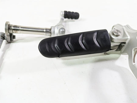 2012 BMW R1200R K27 Left Rider Footpeg & Shifter Set 46717700913 23417671065 {{ shop.shopifyCountryName }} - Mototech271