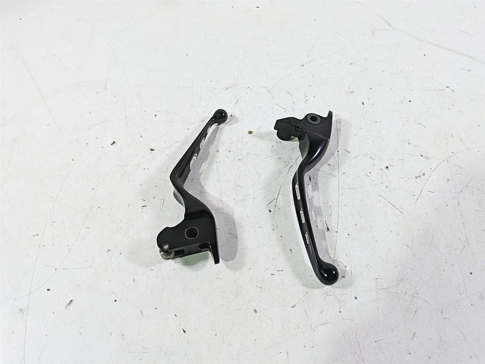 2015 Harley Touring FLHXS Street Glide Oem Edge Cut Lever Set 5311792 36700067 {{ shop.shopifyCountryName }} - Mototech271
