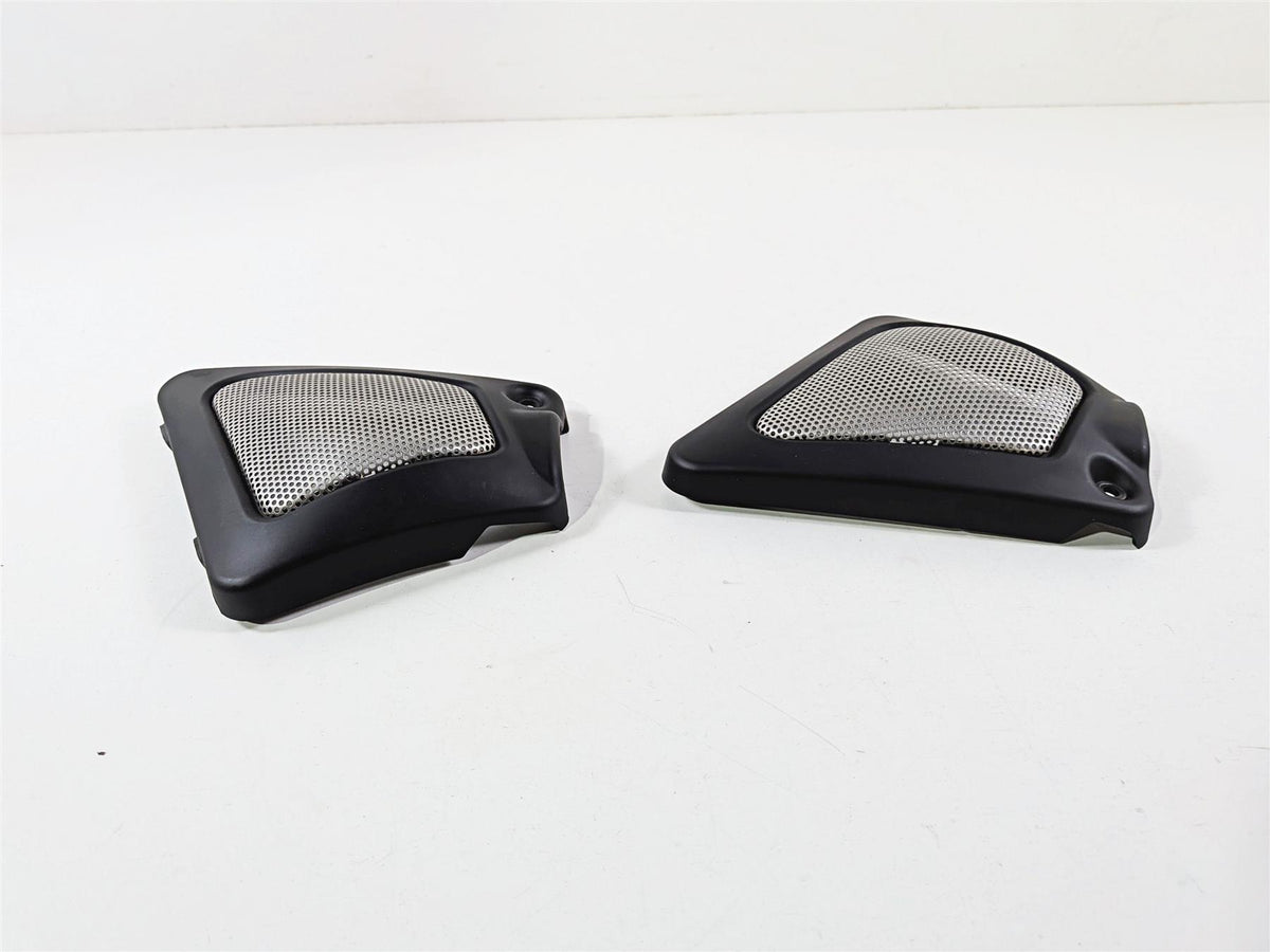 2011 Harley VRSCDX Night Rod Neck Cover Fairing Set 66297-07 66298-07 {{ shop.shopifyCountryName }} - Mototech271