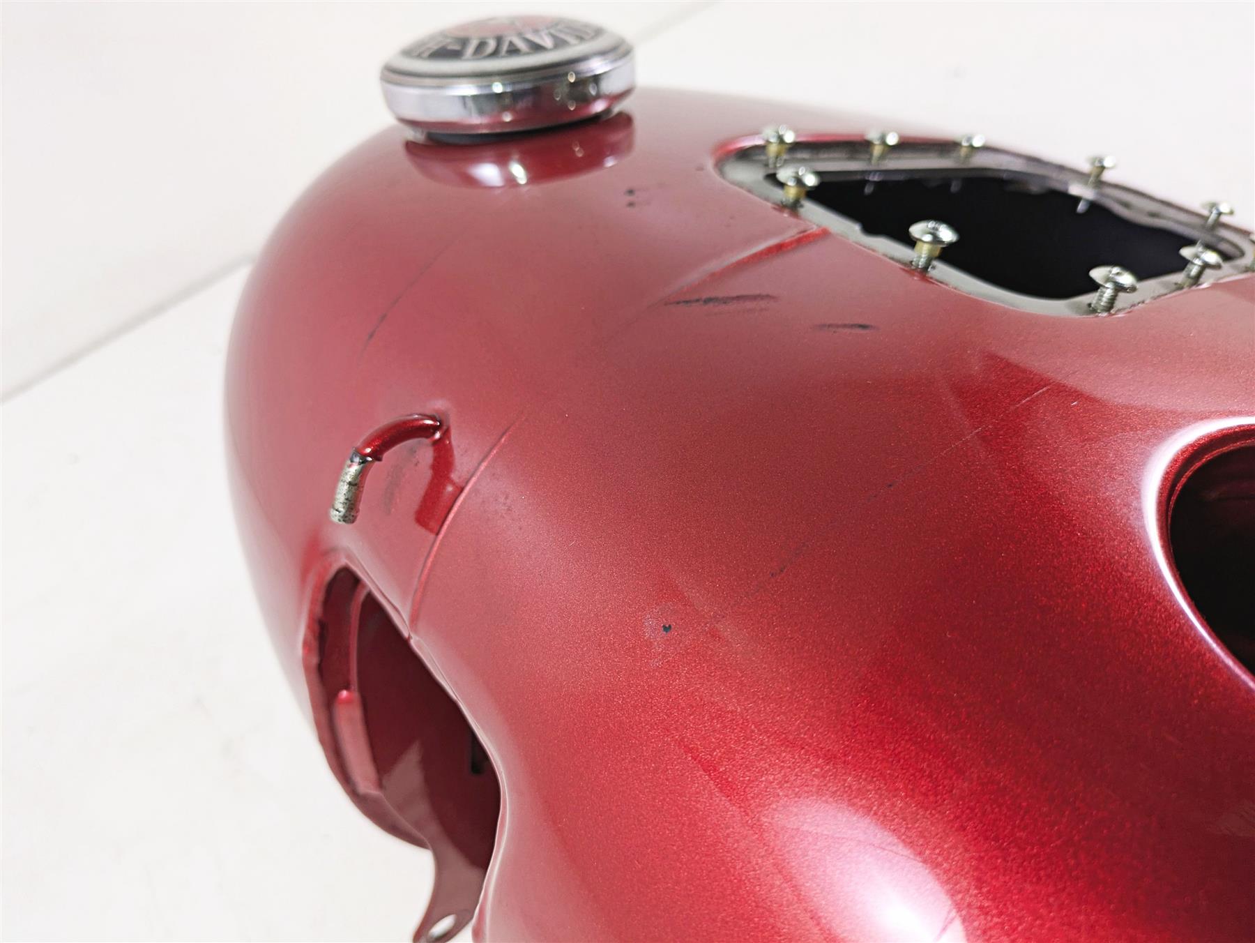 2004 Harley Softail FLSTF Fat Boy Fuel Gas Petrol Tank 5 Gallon - Read 61625-01E {{ shop.shopifyCountryName }} - Mototech271