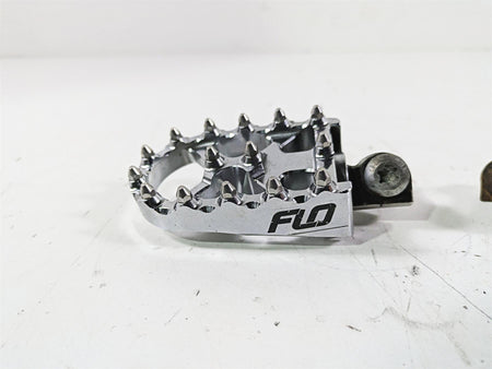 2015 Harley FXDL Dyna Low Rider FLO Grip Stunt Footpeg Rest Set FP-800V2 {{ shop.shopifyCountryName }} - Mototech271