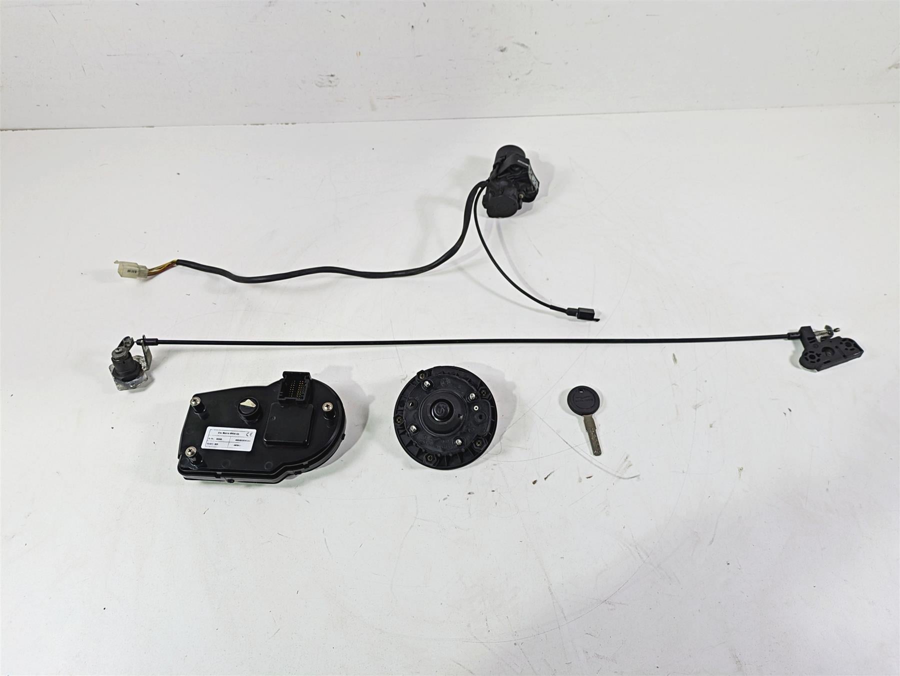 2016 Moto Guzzi Stelvio 1200 8V NTX Speedo Ignition Switch Key Lock 23k 897645 {{ shop.shopifyCountryName }} - Mototech271