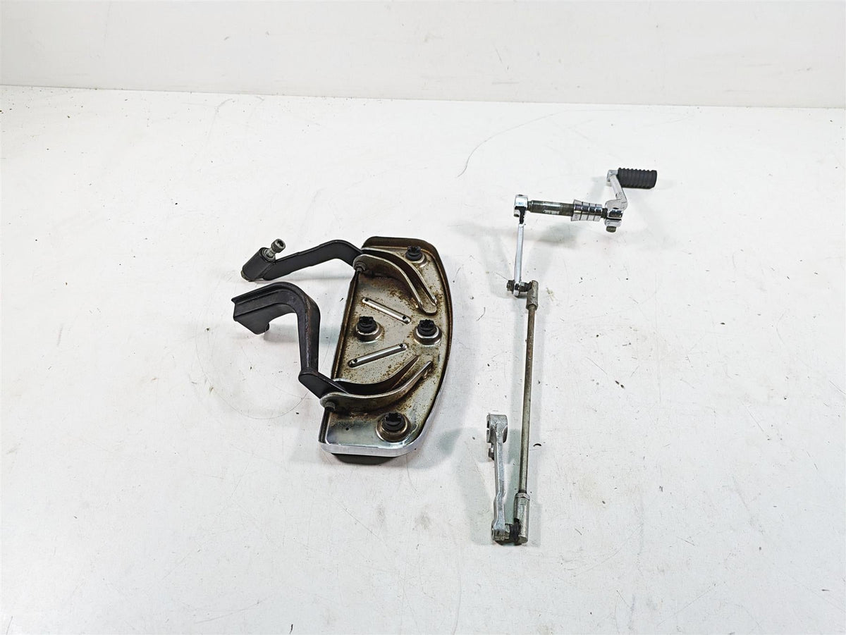 2010 Harley Touring FLHTCU Electra Glide Left Floorboard + Shift Lever 33895-82E {{ shop.shopifyCountryName }} - Mototech271