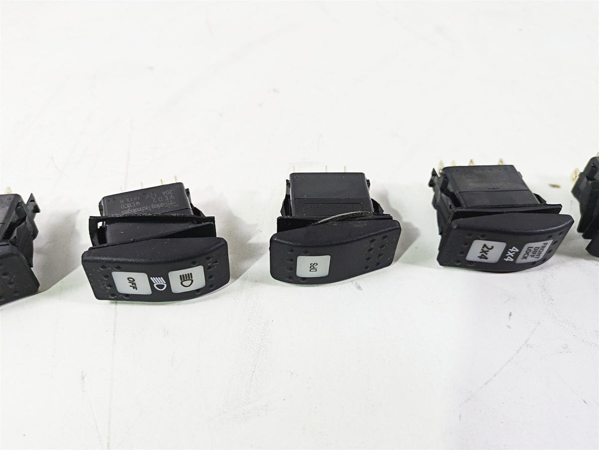 2018 Can Am Maverick X3 XRC Turbo R DPS Light Front Lock Switch 710004492 {{ shop.shopifyCountryName }} - Mototech271