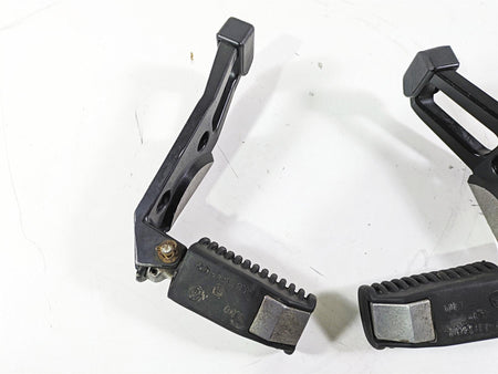 2004 BMW R1150GS R21 Passenger Footpeg Foot Peg Set 46712314761 46712314762 {{ shop.shopifyCountryName }} - Mototech271