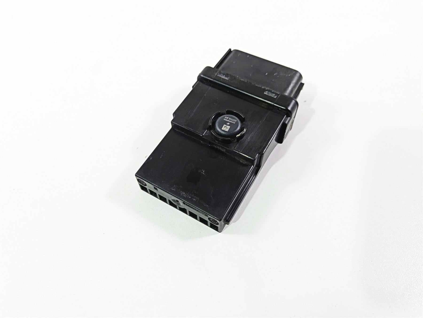 2019 BMW R1250RT K52 General Module Unit Ecu Light 61357108182 61355B52A69 {{ shop.shopifyCountryName }} - Mototech271