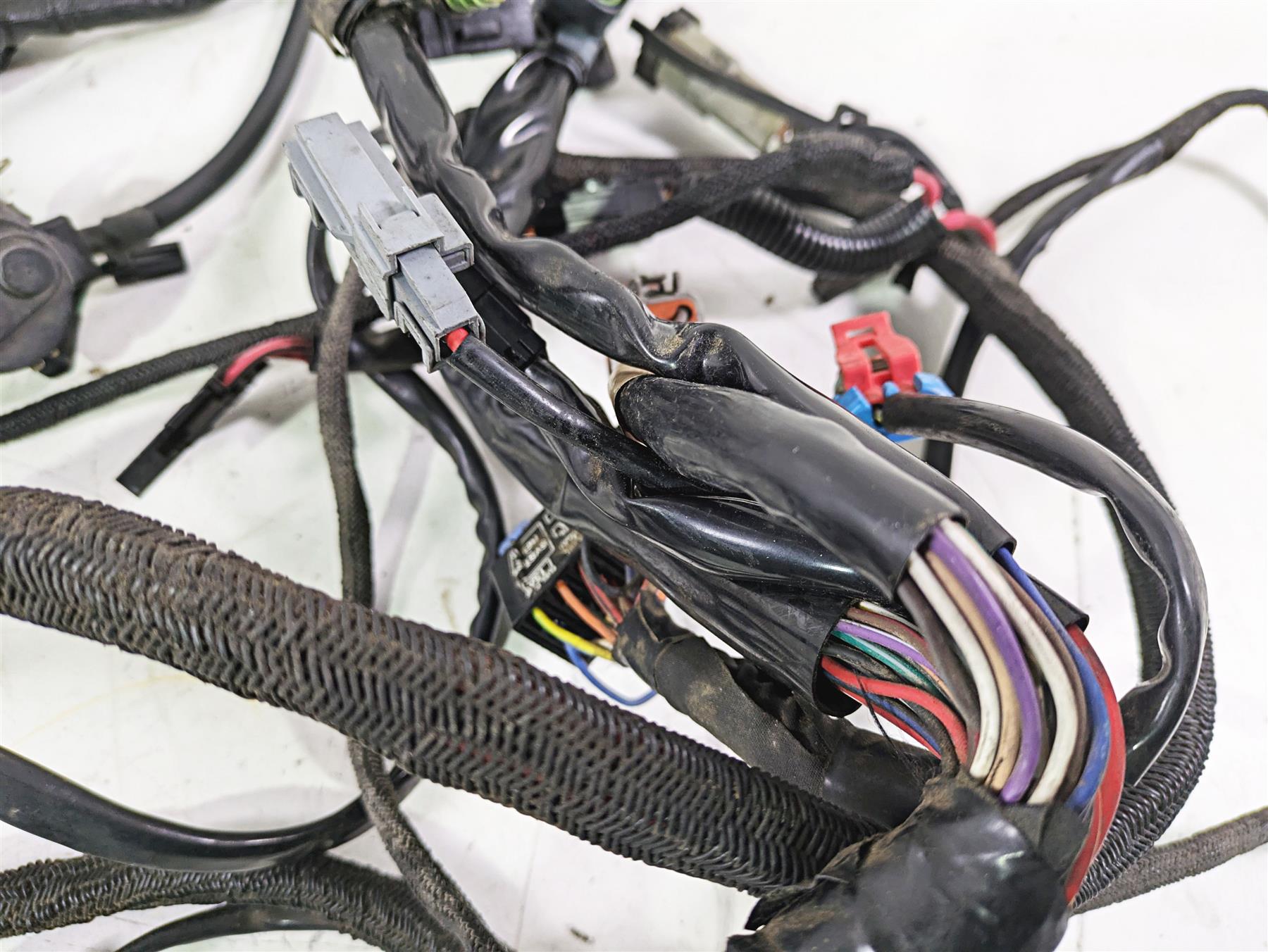 2012 Harley VRSCF Muscle V Rod Main Wiring Harness Non Abs 69200094 {{ shop.shopifyCountryName }} - Mototech271