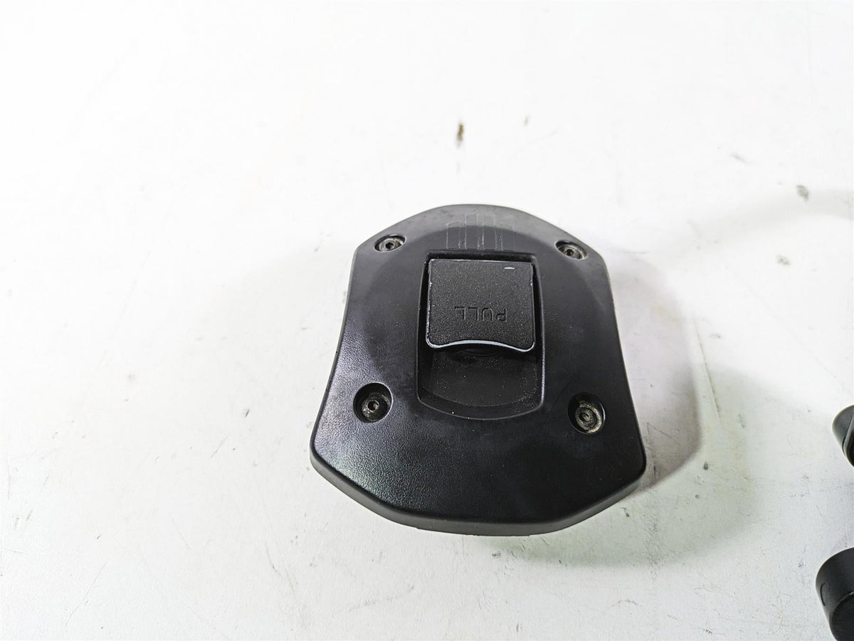2021 Yamaha Tenere 700 XTZ7 Ignition Switch Key Lock Set BAU-82501-00-00 {{ shop.shopifyCountryName }} - Mototech271