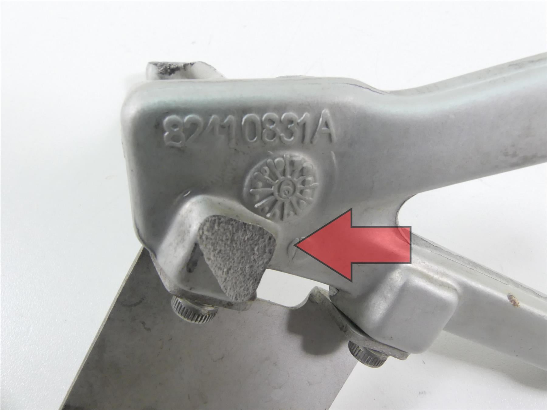 2004 Ducati 999 SBK Right Rider Footpeg Foot Peg + Bracket Mount 82410831A {{ shop.shopifyCountryName }} - Mototech271
