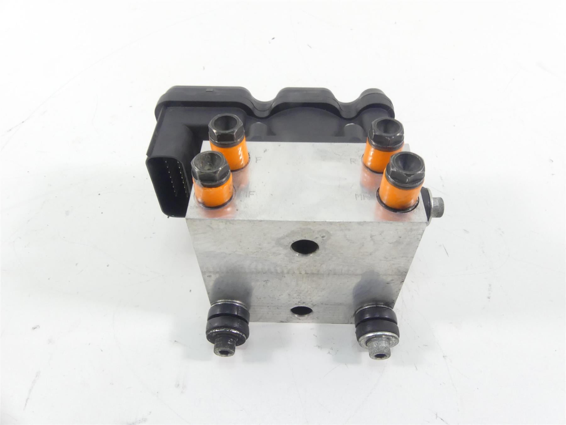 2009 Harley FLHTCU SE4 CVO E-Glide Abs Brake Pump Pressure Module Unit 40601-08A