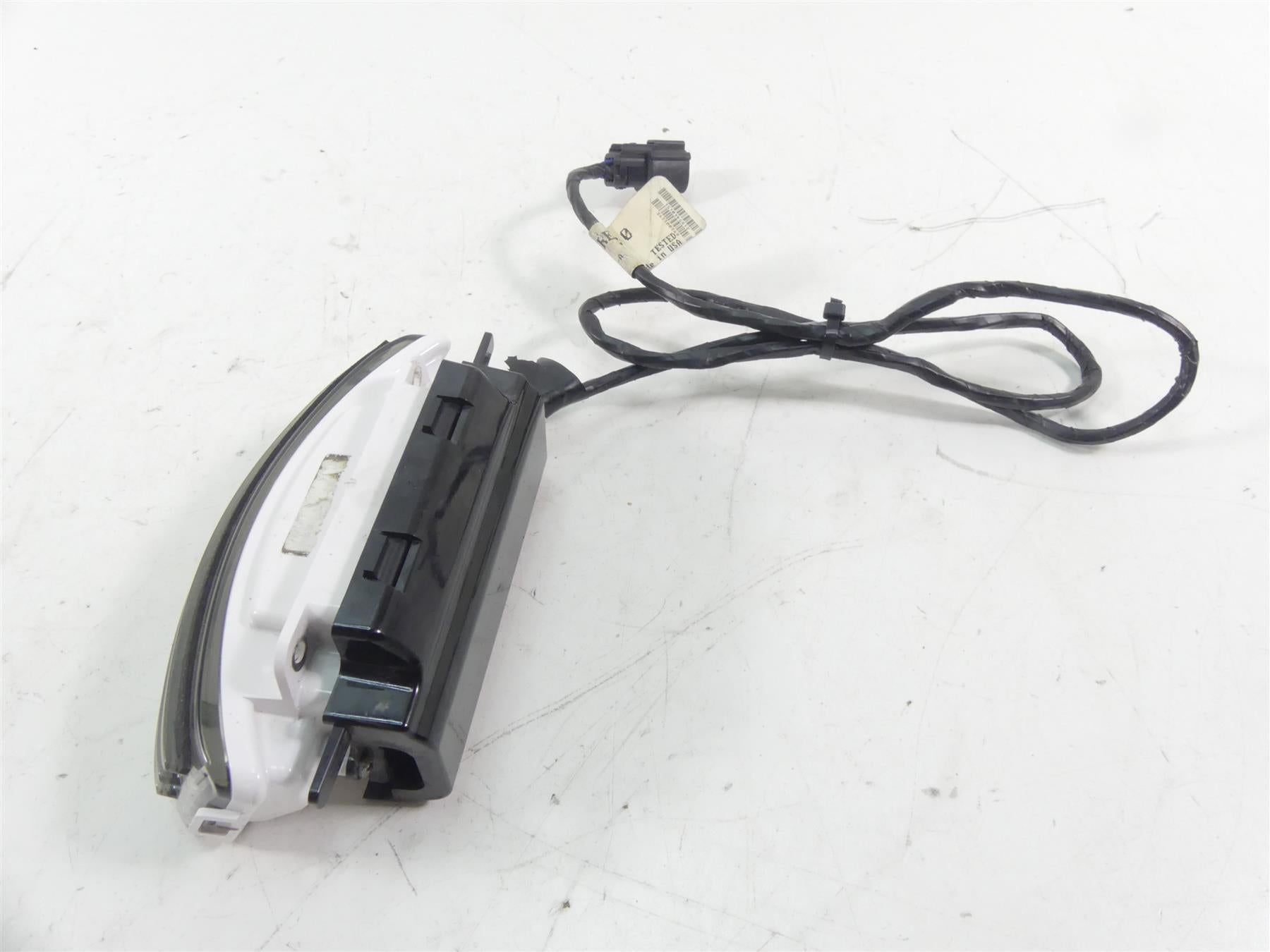 2016 Harley Touring FLTRX Road Glide Taillight Tail Light Rear Lamp 5859370 {{ shop.shopifyCountryName }} - Mototech271
