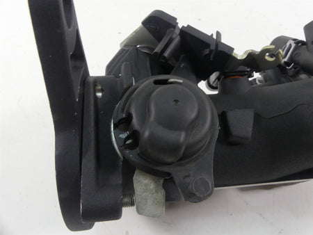 2015 Harley FLS Softail Slim Throttle Body Fuel Injectors 27708-06 27708-10 {{ shop.shopifyCountryName }} - Mototech271