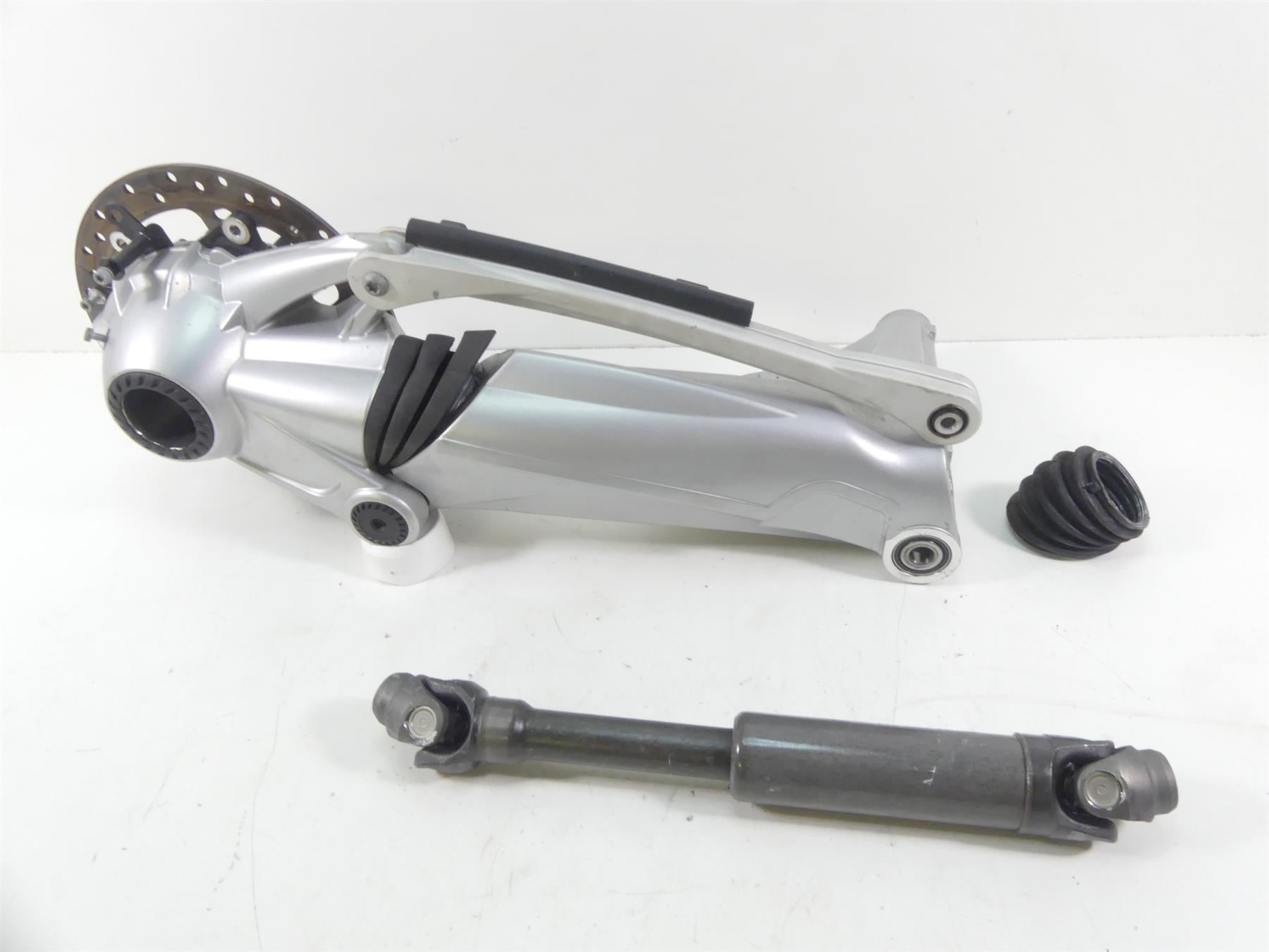 2009 BMW R1200GS K25 Swingarm Differential Shaft I=32:11=2,91 - Read 33117726889 {{ shop.shopifyCountryName }} - Mototech271