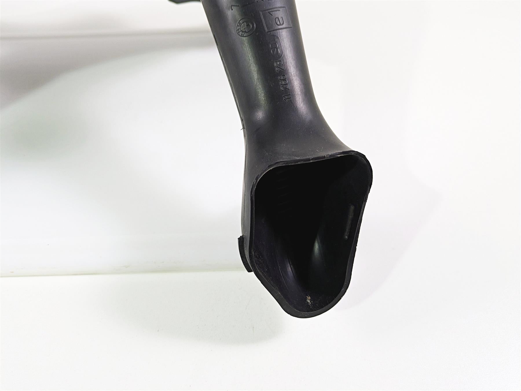 2019 BMW R1250RT K52 Airbox Air Box Cleaner Breather Filter 13718567190 {{ shop.shopifyCountryName }} - Mototech271