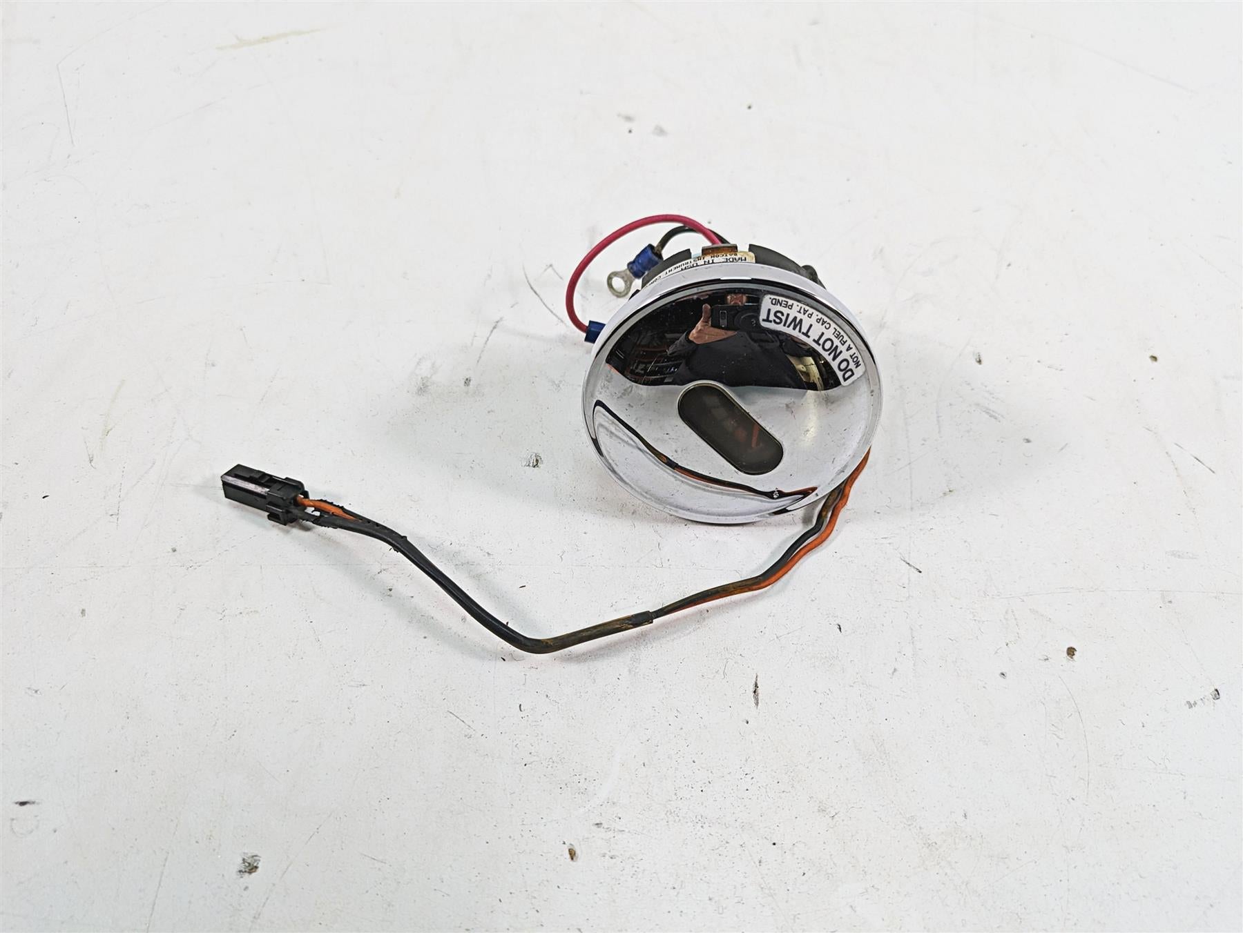 1999 Harley Dyna FXDL Low Rider Fuel Gas Petrol Level Gauge 75049-88 {{ shop.shopifyCountryName }} - Mototech271