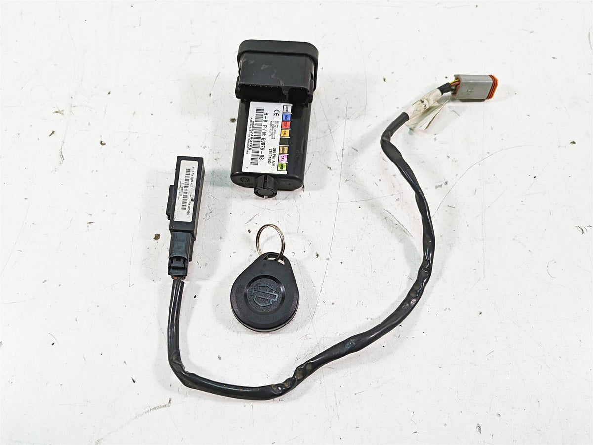 2009 Harley FXCWC Softail Rocker C Tssm Turn Signal Security Module Set 69976-08 {{ shop.shopifyCountryName }} - Mototech271