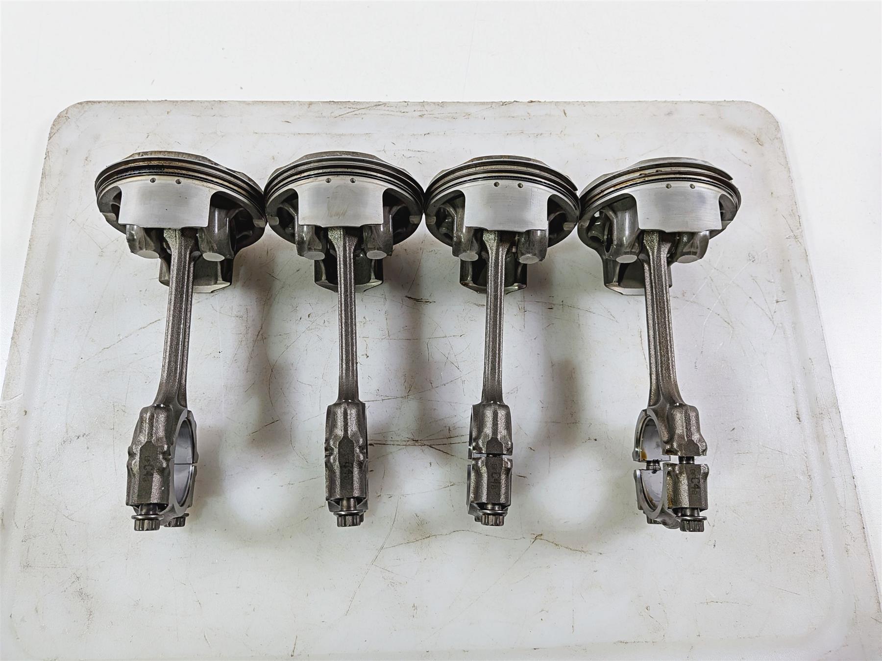 2009 Yamaha VMX17 V-Max 1700 Piston Connecting Rod Set 2S3-11650-00 2S3-11631-00-Mototech271