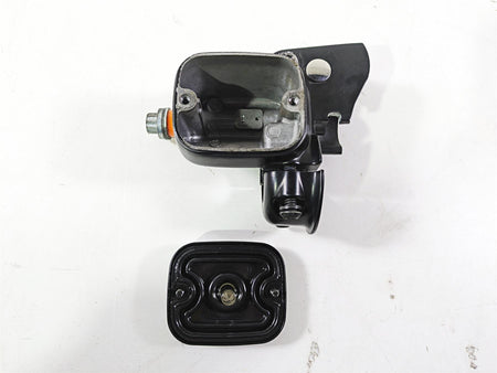 2017 Harley Dyna FXDB Street Bob Front Brake Master Cylinder 9/16 Bore 45029-11D {{ shop.shopifyCountryName }} - Mototech271