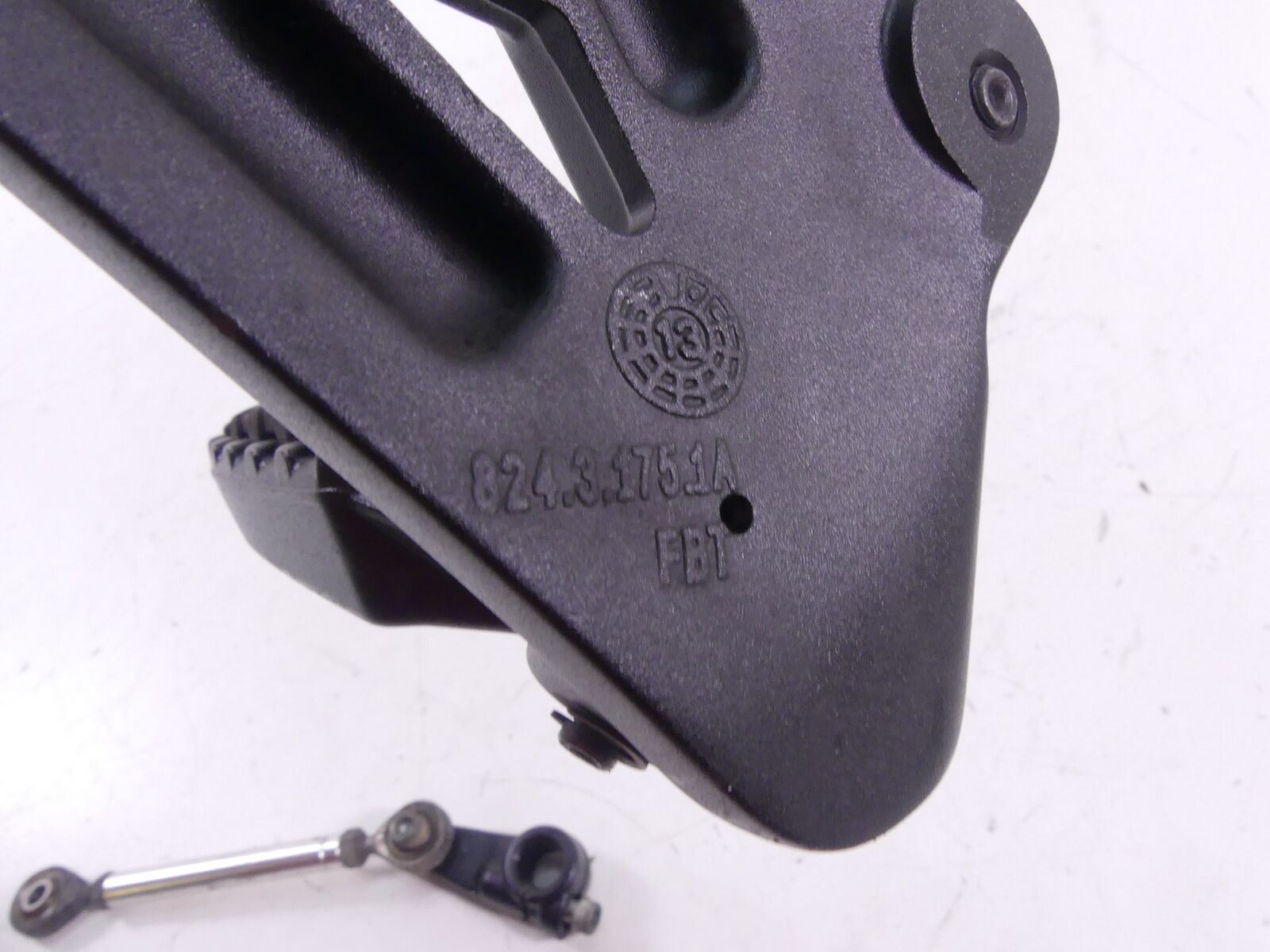 2015 Ducati Diavel Dark Left Rider Footpeg Foot Peg + Shift Linkage 82431751A {{ shop.shopifyCountryName }} - Mototech271