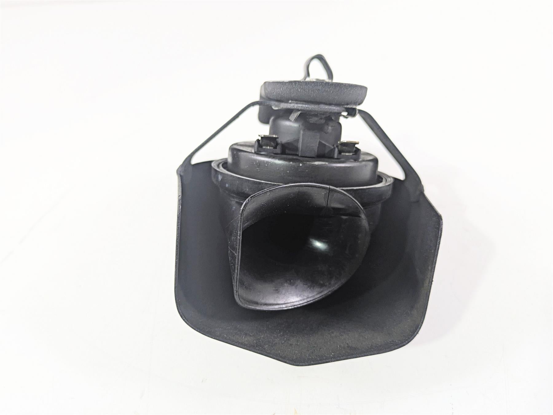 2001 Harley Touring FLHX Street Glide Horn & Black Matte Cover 69060-90H {{ shop.shopifyCountryName }} - Mototech271