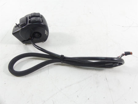 2017 Harley FXSE CVO Pro Street Breakout Left Hand Control Switch 71500458 {{ shop.shopifyCountryName }} - Mototech271