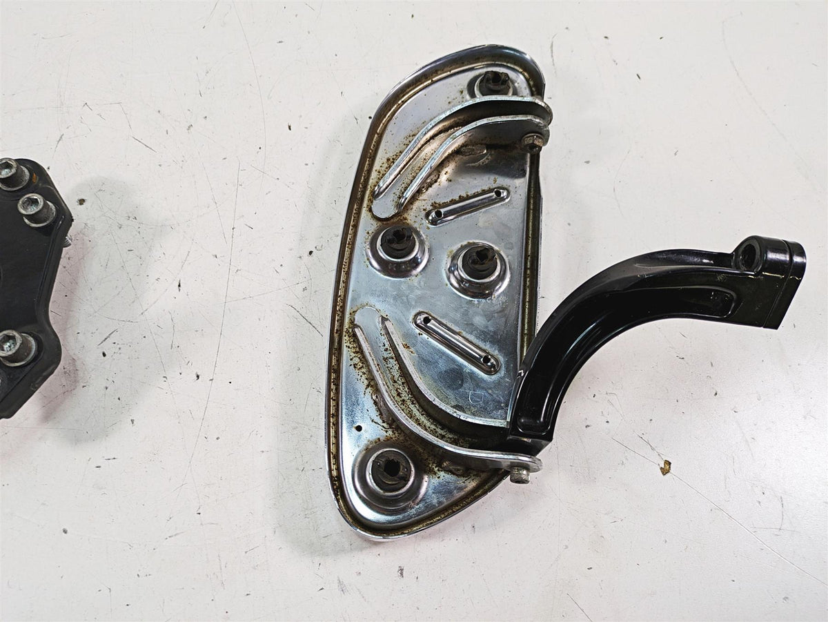 2013 Harley Touring FLHX Street Glide Right Floor Board Mount Set -Read 50683-04 {{ shop.shopifyCountryName }} - Mototech271