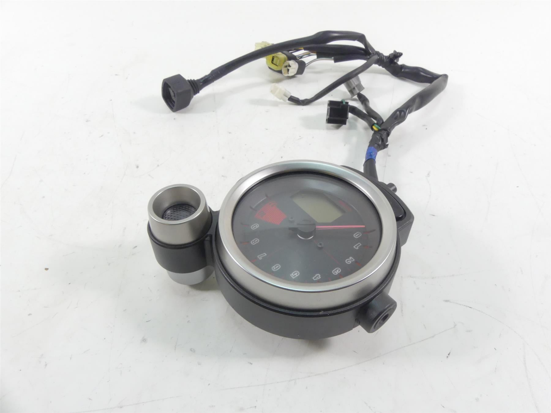 2013 Yamaha VMX17 V-Max 1700 Tachometer Gauge Indicator Lights Set 2S3-83579-00 {{ shop.shopifyCountryName }} - Mototech271