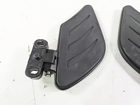2012 Victory Cross Country Rear Passenger Floorboard Set 5137789 {{ shop.shopifyCountryName }} - Mototech271