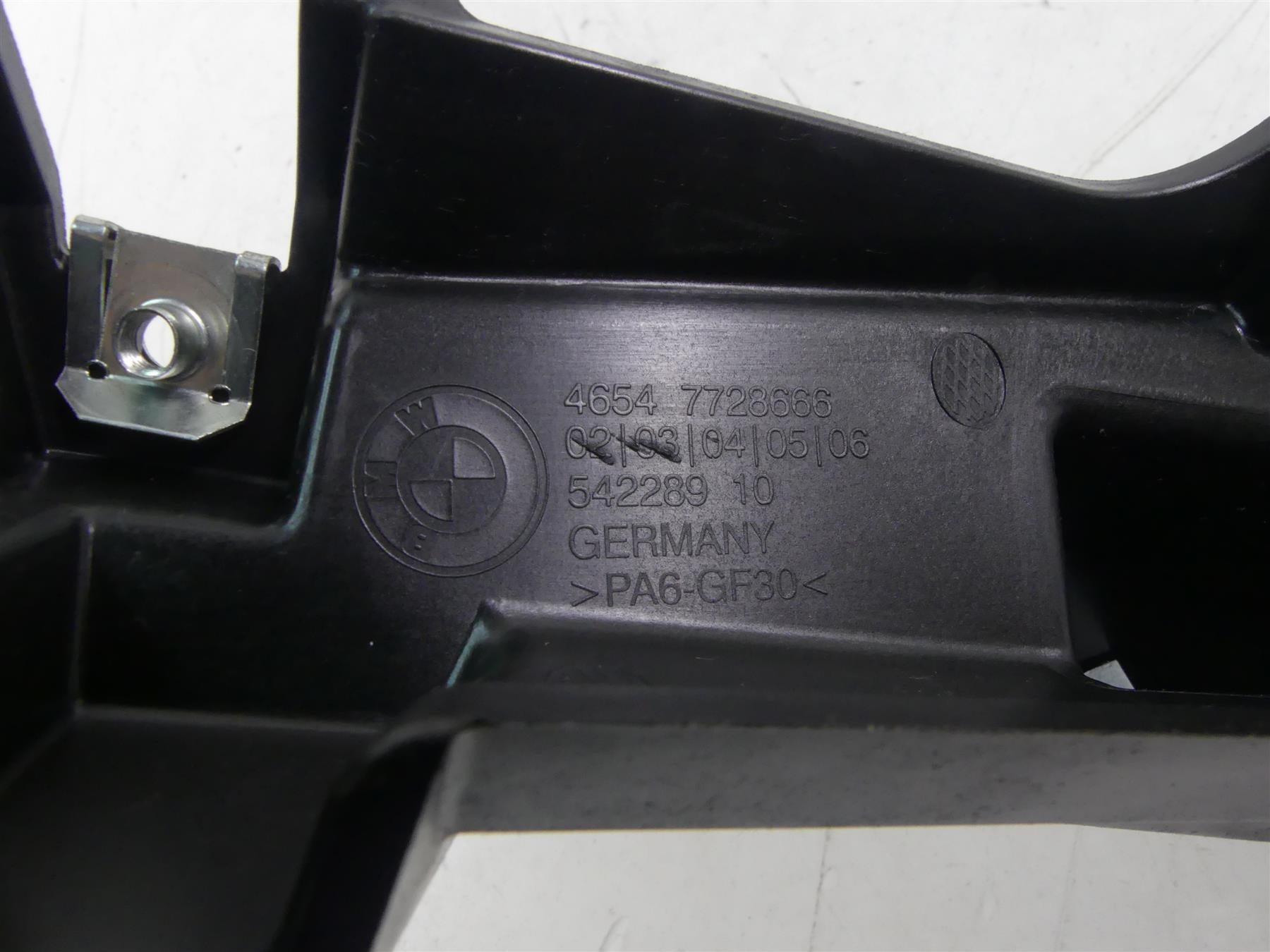2017 BMW R1200RT K52 Saddlebag Holder Mount Bracket Set 46547728665 46547728666 {{ shop.shopifyCountryName }} - Mototech271
