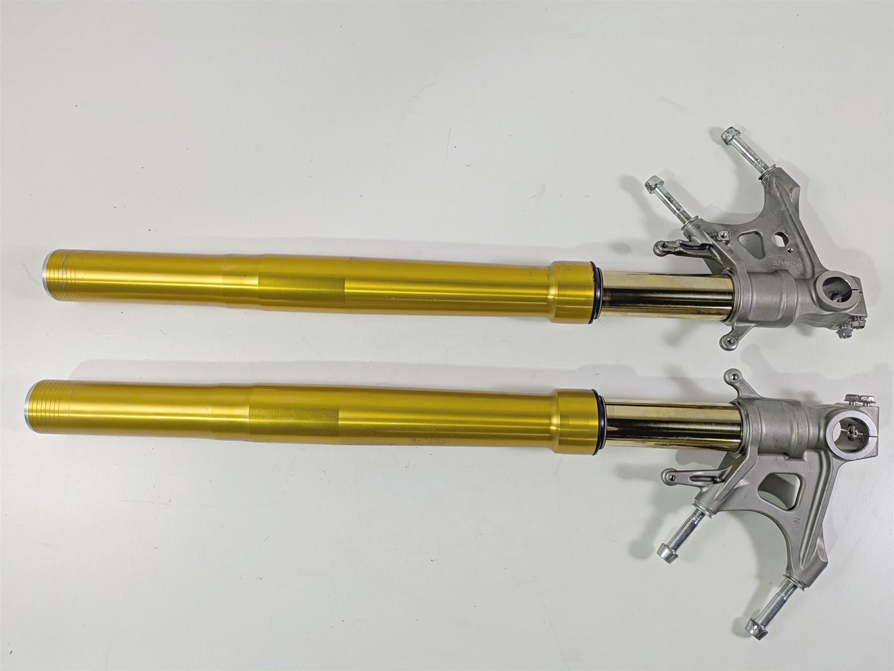 2017 Aprilia RSV 1100 Tuono V4 Factory Straight Ohlins Front Shock Set 2B003406 {{ shop.shopifyCountryName }} - Mototech271