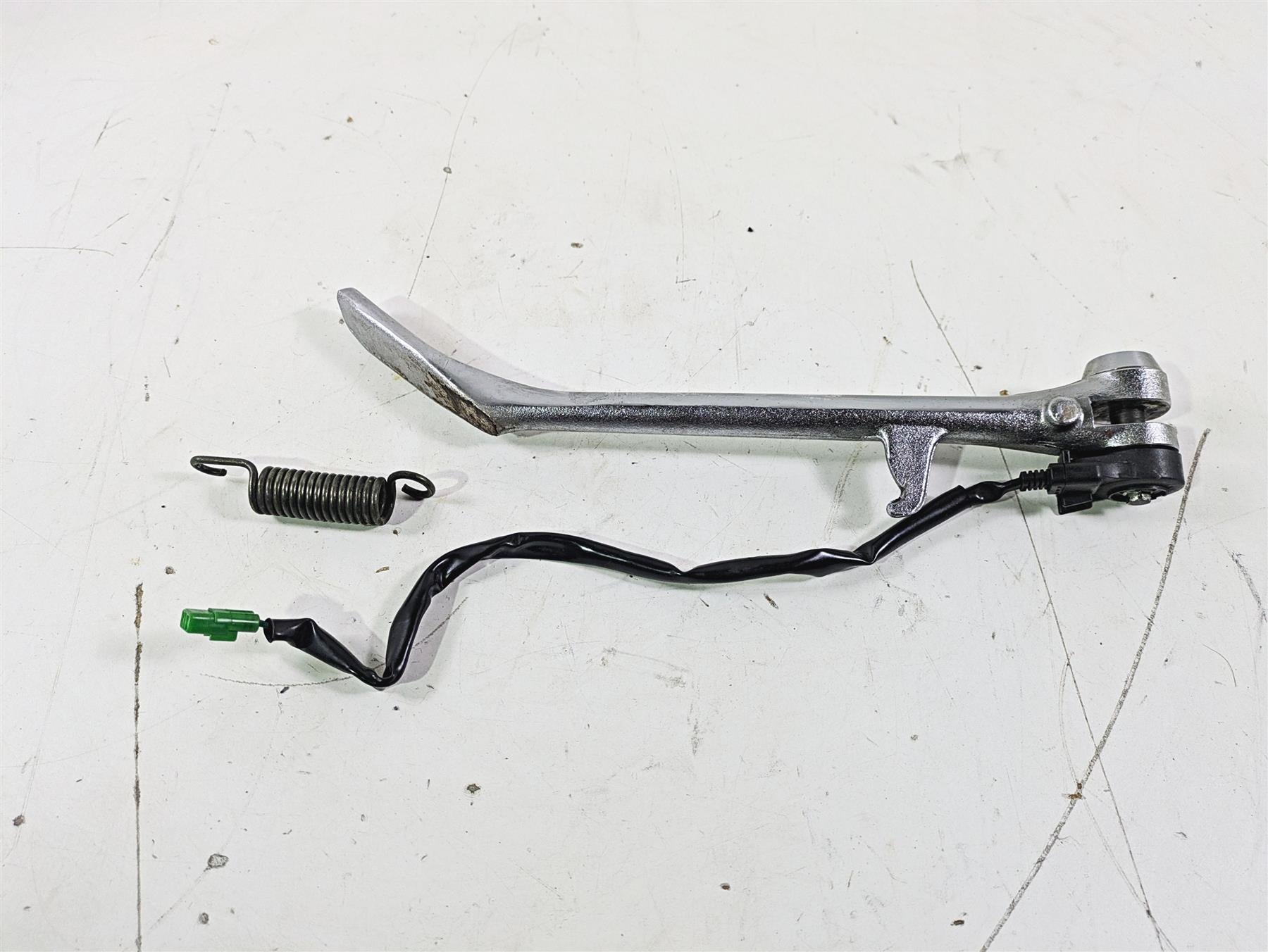 2002 Honda V-Twin VTX1800 C Side Kick Stand Kickstand 50530-MCH-000 {{ shop.shopifyCountryName }} - Mototech271