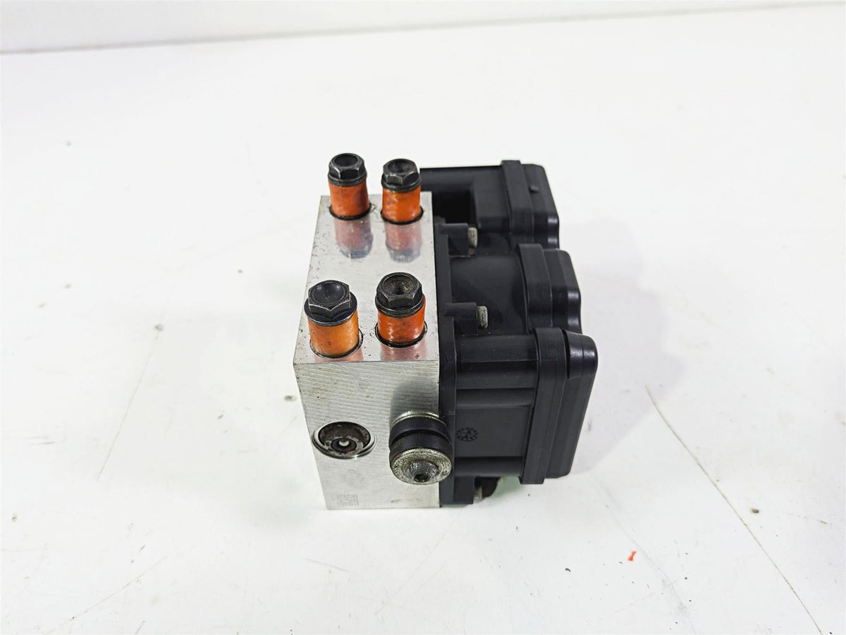 2008 Harley Touring FLHTP Electra Glide Abs Brake Pump Unit Module 40688-08 {{ shop.shopifyCountryName }} - Mototech271